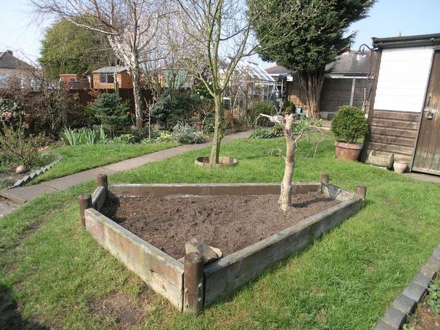  Image of 2 bedroom Semi-Detached house for sale in Mount Road Wordsley Stourbridge DY8 at Mount Road Wordsley Stourbridge, DY8 5AR