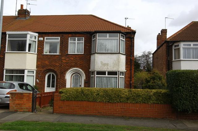  Image of 3 bedroom Terraced house for sale in Strathcona Avenue Hull HU5 at Strathcona Avenue  Hull, HU5 4AD