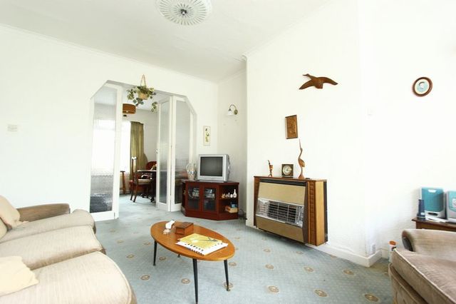  Image of 3 bedroom Terraced house for sale in Strathcona Avenue Hull HU5 at Strathcona Avenue  Hull, HU5 4AD