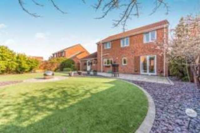  Image of 4 bedroom Detached house for sale in Sugar Loaf Close Ingleby Barwick Stockton-on-Tees TS17 at Ingleby Barwick Stockton-on-Tees Thornaby-on-Tees, TS17 5DZ