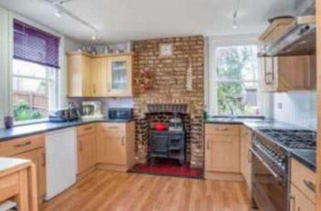  Image of 4 bedroom Detached house for sale in Sutton Road Langley Maidstone ME17 at Langley Maidstone Langley, ME17 3LZ