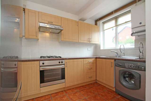  Image of 3 bedroom Detached house to rent in Tamworth Lane Mitcham CR4 at Tamworth Lane  Mitcham, CR4 1DJ