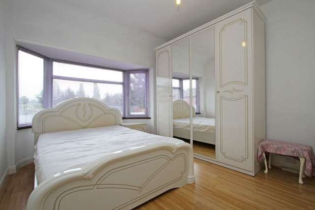  Image of 3 bedroom Detached house to rent in Tamworth Lane Mitcham CR4 at Tamworth Lane  Mitcham, CR4 1DJ