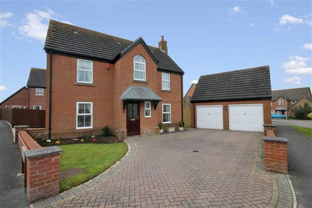  Image of 4 bedroom Property for sale in The Bramptons Shaw Swindon SN5 at The Bramptons Swindon Swindon, SN5 5SL