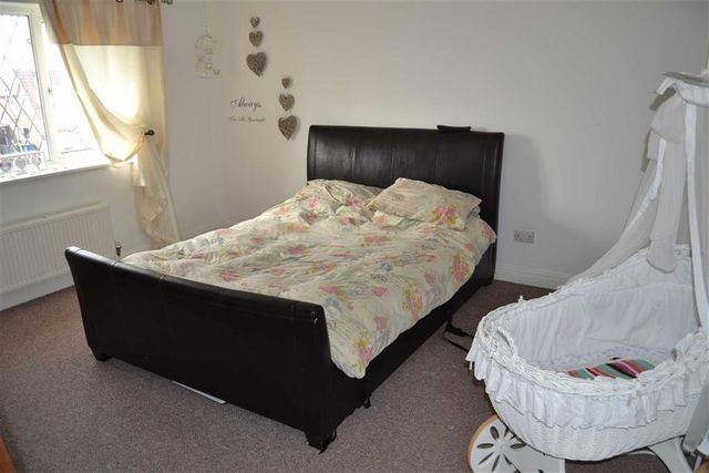  Image of 4 bedroom Property for sale in The Crayke Bridlington YO16 at The Crayke Bridlington Bridlington, YO16 6YP