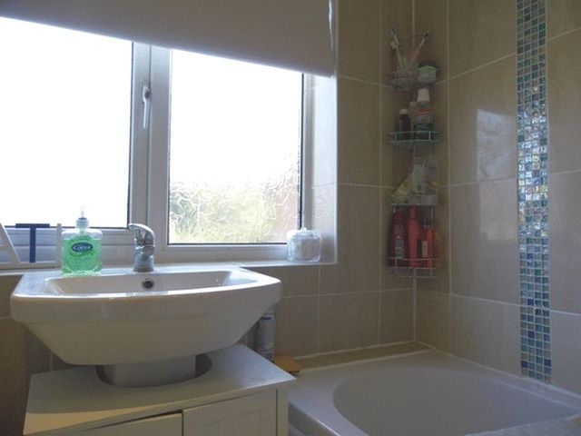  Image of 3 bedroom Terraced house for sale in The Glade Croydon CR0 at The Glade Shirley CROYDON, CR0 7QE