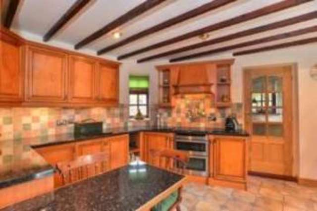  Image of 3 bedroom Detached house for sale in The Hermitage Mansfield NG18 at Mansfield Nottinghamshire Mansfield, NG18 5HG