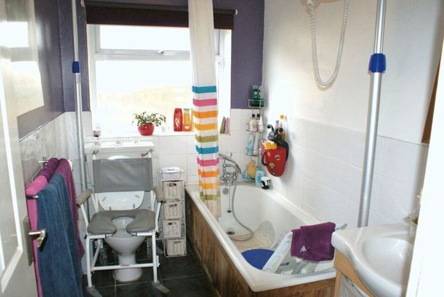  Image of 2 bedroom Flat for sale in Springfield Park Twyford Reading RG10 at Springfield Park Twyford Reading, RG10 9JH