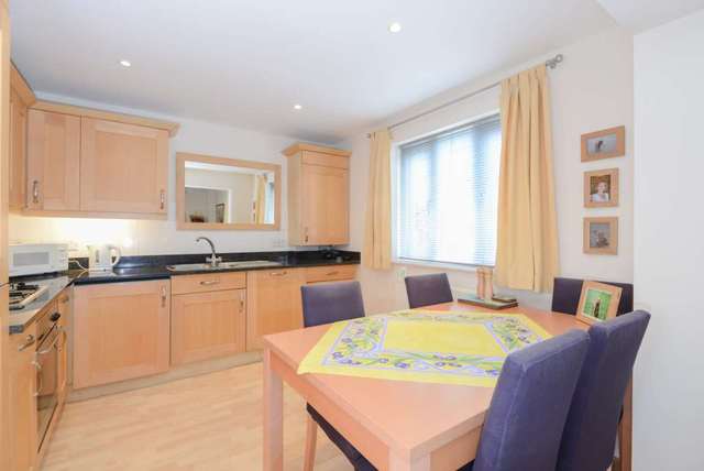  Image of 2 bedroom Flat to rent in Bedford Street Berkhamsted HP4 at Union Court Bedford Street Berkhamsted, HP4 2ED