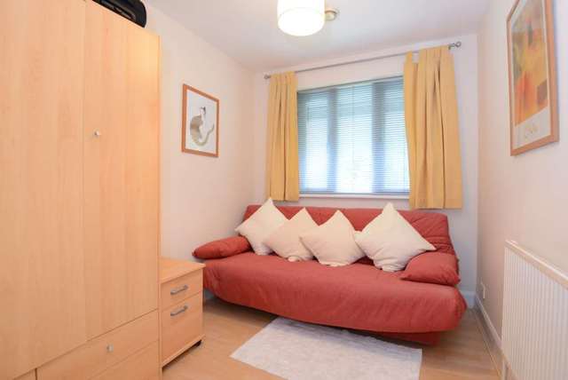  Image of 2 bedroom Flat to rent in Bedford Street Berkhamsted HP4 at Union Court Bedford Street Berkhamsted, HP4 2ED
