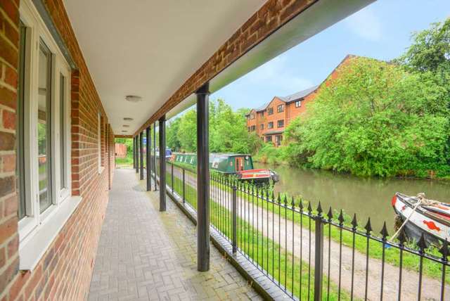  Image of 2 bedroom Flat to rent in Bedford Street Berkhamsted HP4 at Union Court Bedford Street Berkhamsted, HP4 2ED