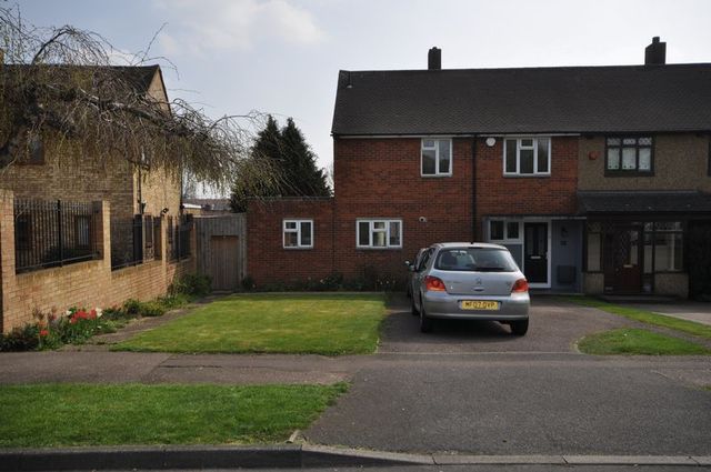  Image of 3 bedroom Semi-Detached house for sale in Monkswood Avenue Waltham Abbey EN9 at Monkswood Avenue  Waltham Abbey, EN9 1LJ