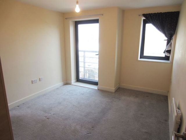  Image of 1 bedroom Flat to rent in Warwick Street Deritend Birmingham B12 at Warwick Street  Birmingham, B12 0NW