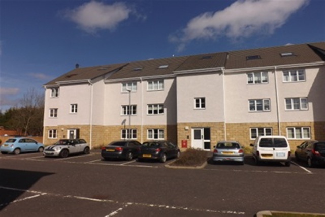  Image of 2 bedroom Flat to rent in West Wellhall Wynd Hamilton ML3 at Hamilton South Lanarkshire South Lanarkshire, ML3 9GA