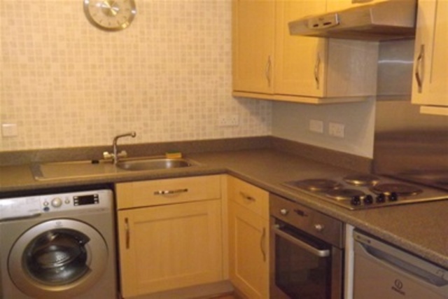  Image of 2 bedroom Flat to rent in West Wellhall Wynd Hamilton ML3 at Hamilton South Lanarkshire South Lanarkshire, ML3 9GA