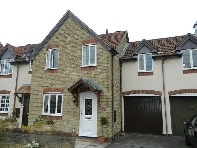  Image of 4 bedroom Terraced house for sale in Hedge Close Weston-super-Mare BS22 at Hedge Close West Wick Weston-s-Mare, BS22 6DW