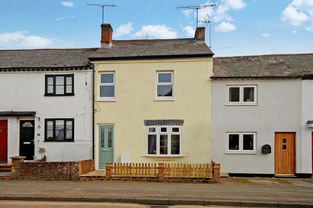  Image of 3 bedroom Terraced house for sale in Western Road Tring HP23 at Western Road  Tring, HP23 4BQ