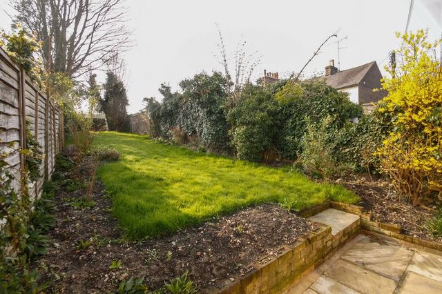  Image of 3 bedroom Terraced house for sale in Western Road Tring HP23 at Western Road  Tring, HP23 4BQ