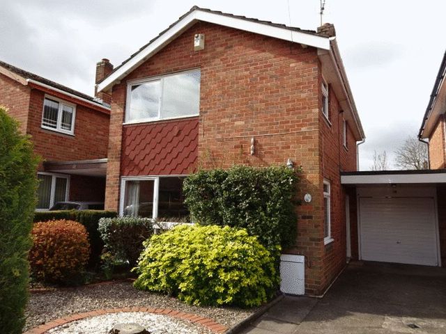  Image of 3 bedroom Detached house for sale in Western Way Kidderminster DY11 at Western Way  Kidderminster, DY11 6JF