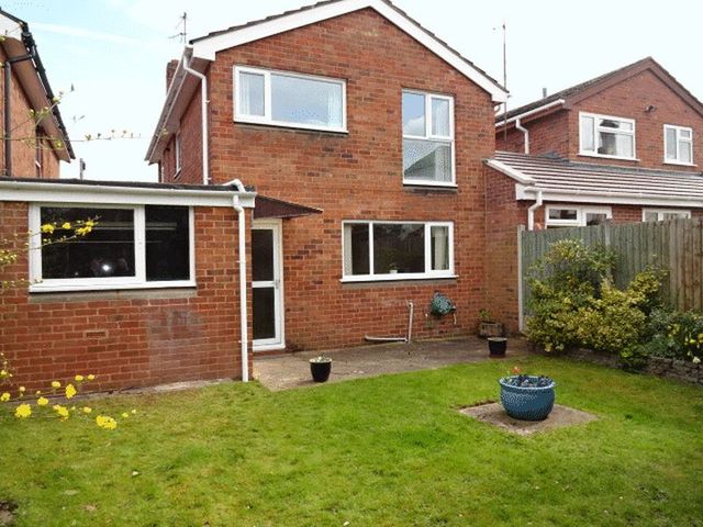  Image of 3 bedroom Detached house for sale in Western Way Kidderminster DY11 at Western Way  Kidderminster, DY11 6JF