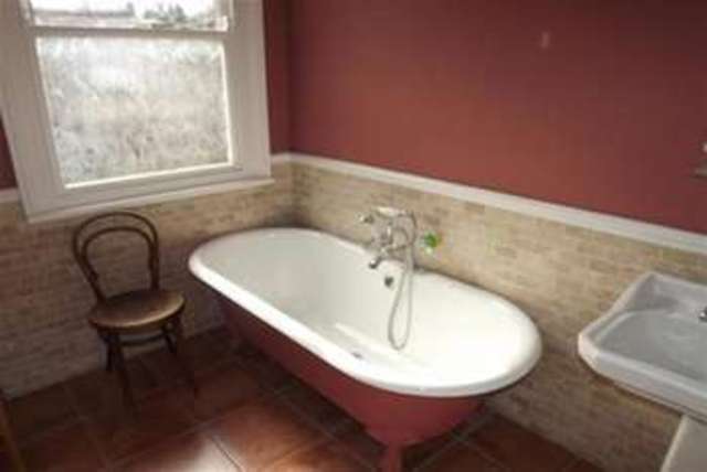  Image of 4 bedroom Detached house to rent in Westwood Road Sheffield S11 at Sheffield, S11 7EY