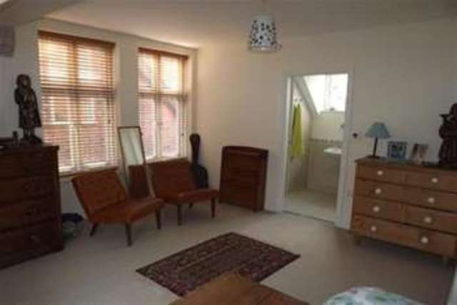  Image of 4 bedroom Detached house to rent in Westwood Road Sheffield S11 at Sheffield, S11 7EY