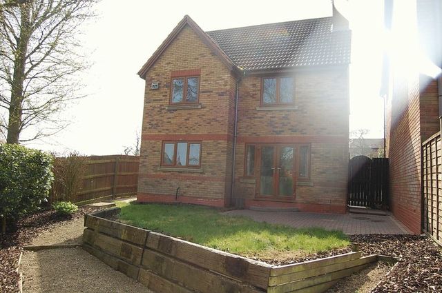  Image of 4 bedroom Detached house for sale in Willow Brook Road Alvechurch Birmingham B48 at Willow Brook Road  Birmingham, B48 7PZ
