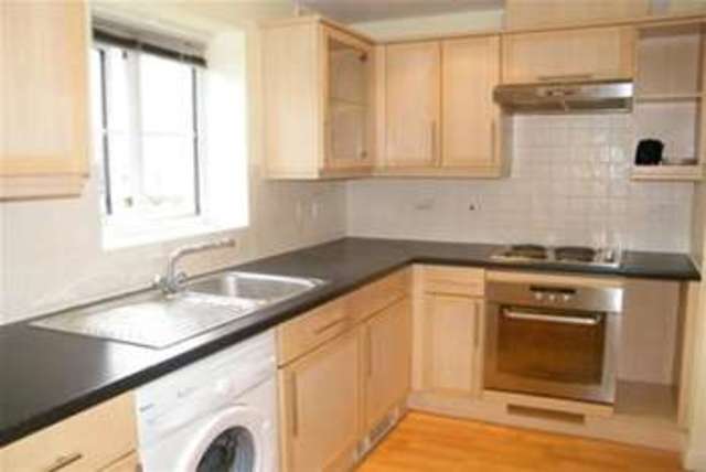  Image of 1 bedroom Flat to rent in Windermere Avenue Purfleet RM19 at Purfleet, RM19 1RD