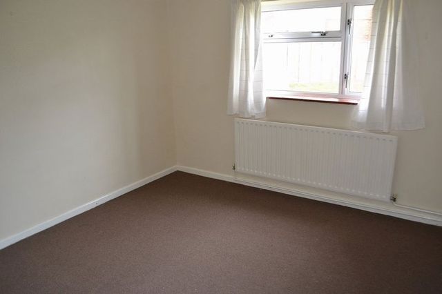  Image of 3 bedroom Detached house to rent in Woodland Drive Old Catton Norwich NR6 at Woodland Drive  Norwich, NR6 7AX