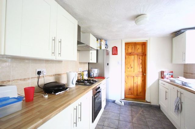  Image of 3 bedroom Terraced house for sale in Worthing Street Hull HU5 at Worthing Street  Hull, HU5 1PE