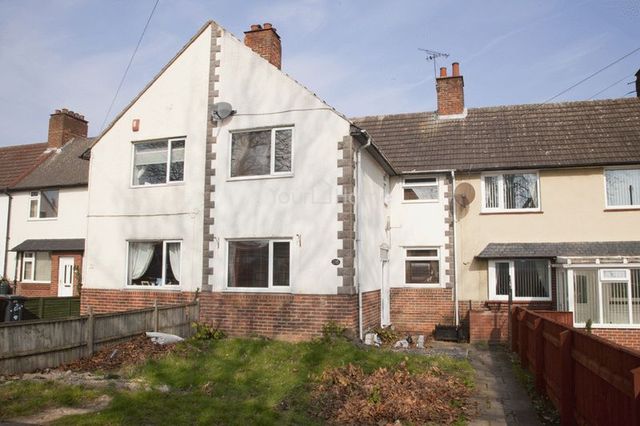 Image of 3 bedroom Terraced house for sale in Wragby Road Lincoln LN2 at Wragby Road  Lincoln, LN2 4PY