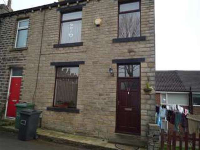  Image of 2 bedroom Terraced house to rent in Wren Street Paddock Huddersfield HD1 at Huddersfield, HD1 4TT