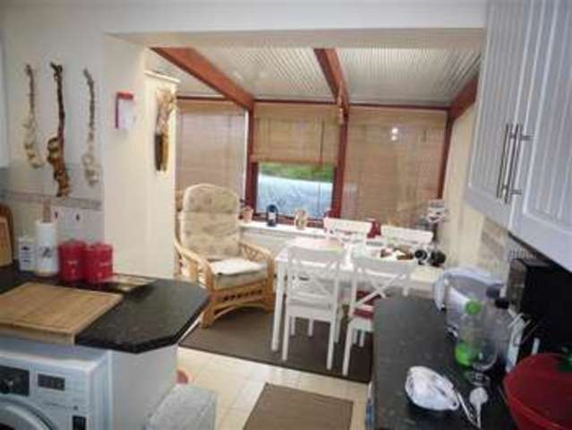  Image of 2 bedroom Terraced house to rent in Wren Street Paddock Huddersfield HD1 at Huddersfield, HD1 4TT