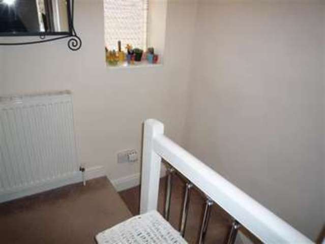  Image of 2 bedroom Terraced house to rent in Wren Street Paddock Huddersfield HD1 at Huddersfield, HD1 4TT