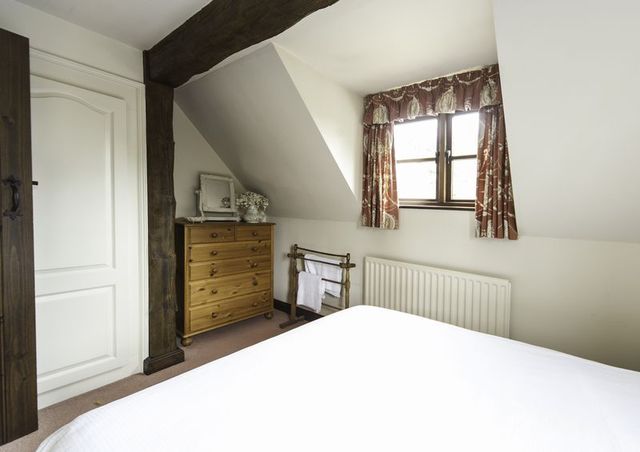  Image of 5 bedroom Detached house for sale in Wrottesley Road Tettenhall Wolverhampton WV6 at Wrottesley Road  Wolverhampton, WV6 8SH