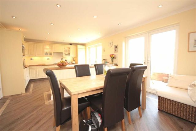  Image of 4 bedroom Property for sale in Marlborough Road Wroughton Swindon SN4 at Marlborough Road Wroughton Wroughton, SN4 0RX