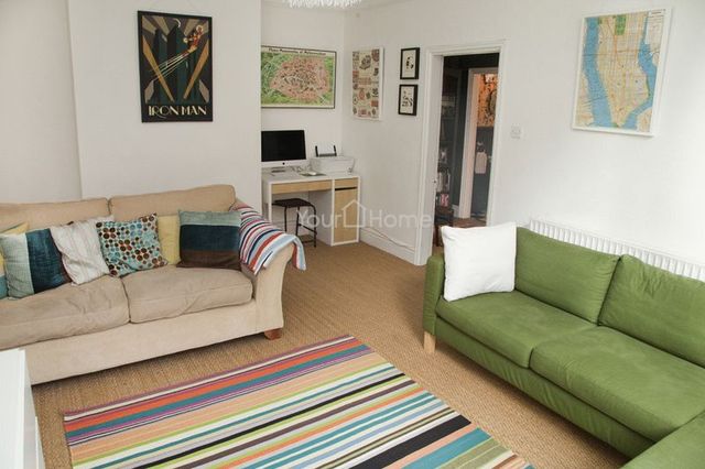  Image of 4 bedroom Detached house for sale in Yarborough Road Lincoln LN1 at Yarborough Road  Lincoln, LN1 1HR
