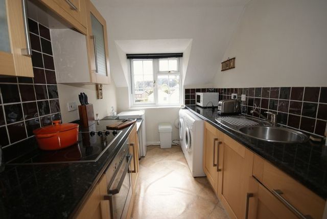  Image of 2 bedroom Flat for sale in York Mews Alton GU34 at York Mews  Alton, GU34 1JD