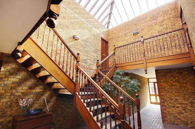  Image of 2 bedroom Flat for sale in Youngmans Close Enfield EN2 at Youngmans Close  Enfield, EN2 0RF