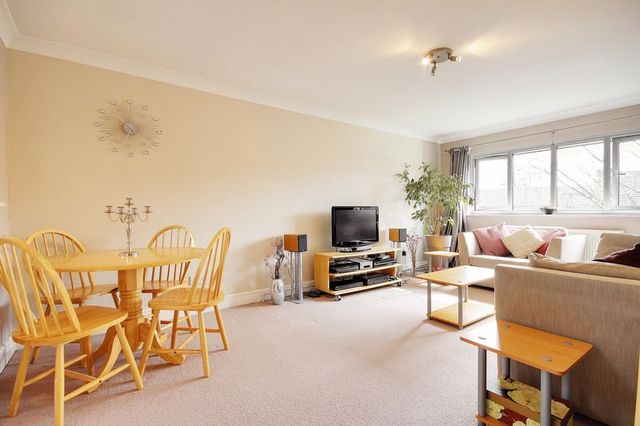  Image of 2 bedroom Flat for sale in Youngmans Close Enfield EN2 at Youngmans Close  Enfield, EN2 0RF