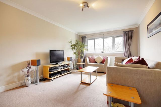 Image of 2 bedroom Flat for sale in Youngmans Close Enfield EN2 at Youngmans Close  Enfield, EN2 0RF