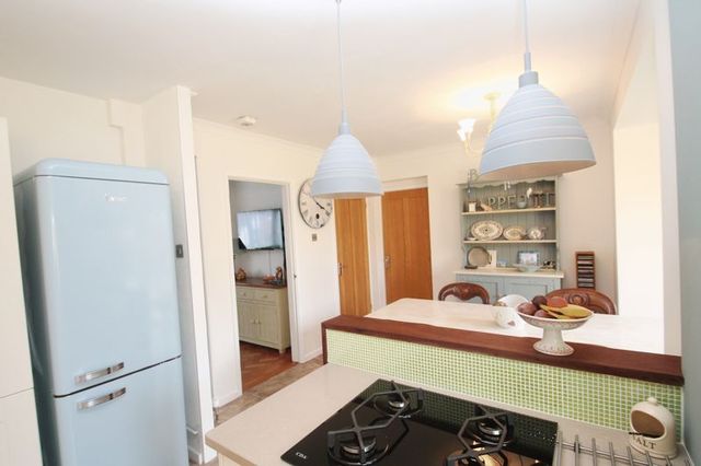  Image of 4 bedroom Property for sale in Birch Road Paddock Wood Tonbridge TN12 at Birch Road  Tonbridge, TN12 6JT