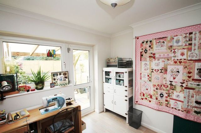  Image of 4 bedroom Property for sale in Birch Road Paddock Wood Tonbridge TN12 at Birch Road  Tonbridge, TN12 6JT
