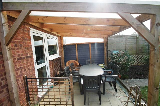  Image of 4 bedroom Property for sale in Birch Road Paddock Wood Tonbridge TN12 at Birch Road  Tonbridge, TN12 6JT