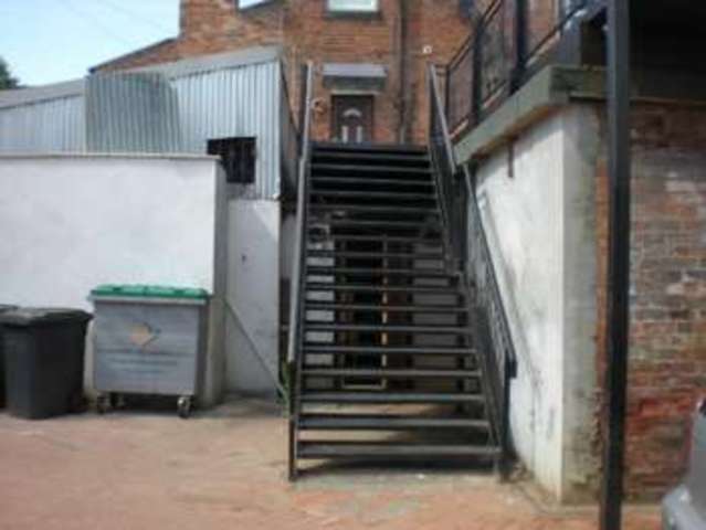  Image of 1 bedroom Flat to rent in Pear Tree Road Derby DE23 at Pear Tree Road  Normanton, DE23 6PY