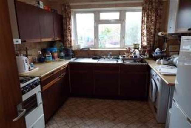 Image of 3 bedroom Detached house to rent in Halstock Crescent Poole BH17 at Poole, BH17 9BD