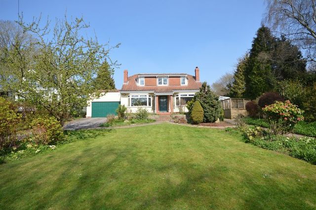 Image of 5 bedroom Detached house for sale in Glen Avenue Abbots Leigh Bristol BS8 at Glen Avenue Abbots Leigh Bristol, BS8 3SD