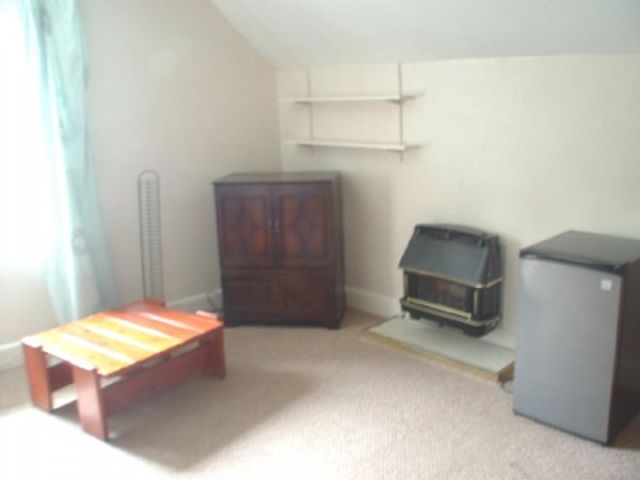  Image of 1 bedroom Flat to rent in Abergwyngregyn Llanfairfechan LL33 at Station Road Abergwyngregyn Llanfairfechan, LL33 0LB