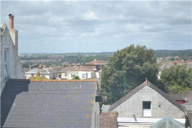  Image of 1 bedroom Flat to rent in Ashburnham Road Hastings TN35 at Hastings Ore, TN35 5JH