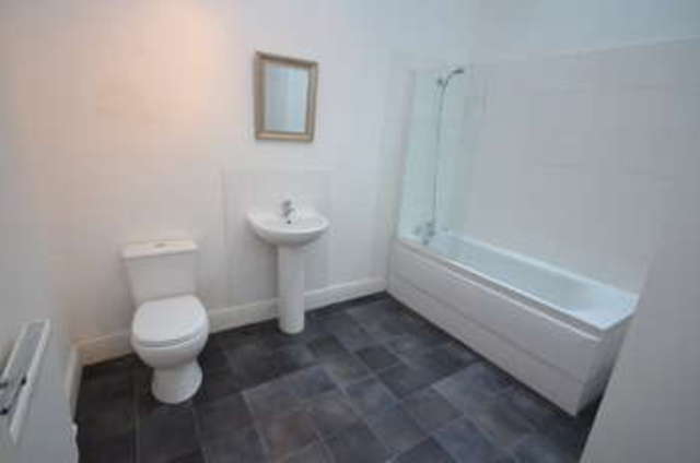  Image of 2 bedroom Terraced house to rent in Atlas Road Darwen BB3 at Darwen Lancashire, BB3 3BY